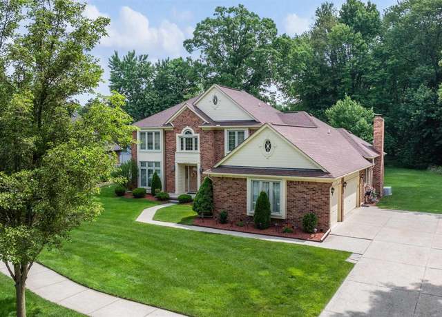 Property at 42150 Margaret Dr, Clinton Township, MI 48038, 4 beds, 2.5 baths