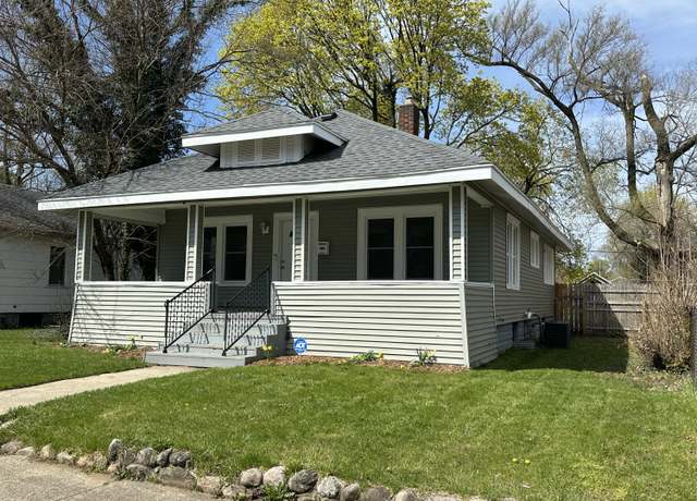 Property at 1014 Superior St, Benton Harbor, MI 49022, 2 beds, 1 bath