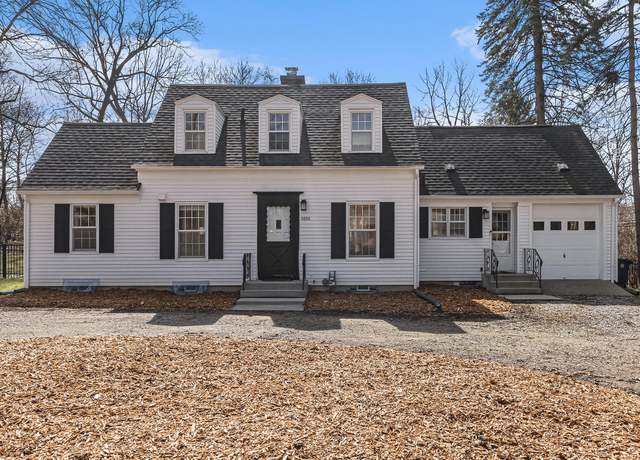 Property at 2690 Overridge Dr, Ann Arbor, MI 48104, 4 beds, 1.5 baths