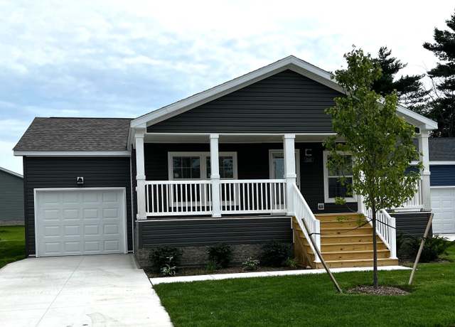 Property at 2760 Naples Ct, Lapeer, MI 48446, 3 beds, 2 baths