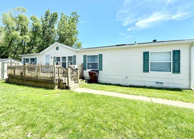 Property at 293 Westfield Dr, Erie, MI 48133, 3 beds, 2 baths