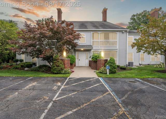 Property at 620 Curzon Ct #204, Howell, MI 48843, 2 beds, 2 baths