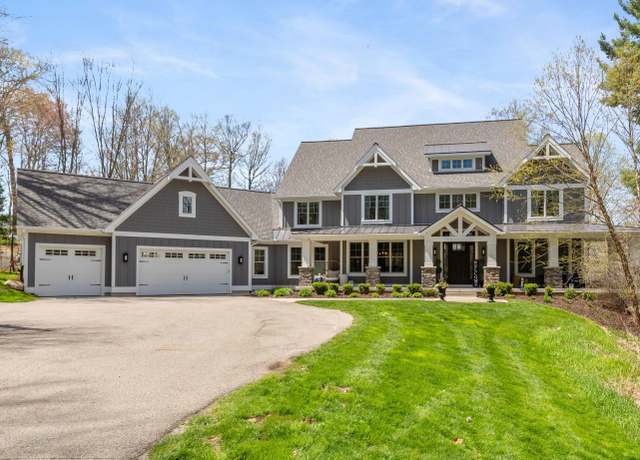 Property at 7611 Luca Vista Dr, Rockford, MI 49341, 5 beds, 4.5 baths