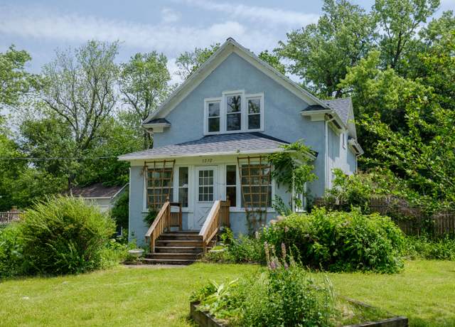 Property at 1232 Upland Dr, Kalamazoo, MI 49048, 4 beds, 1.5 baths