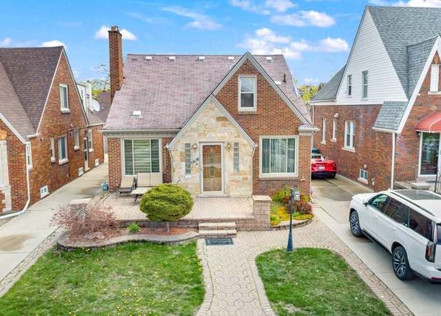 Property at 7716 W Morrow Cir, Dearborn, MI 48126, 3 beds, 3 baths