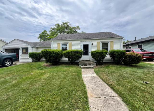 Property at 21634 Lange St, St Clair Shores, MI 48080, 2 beds, 1 bath