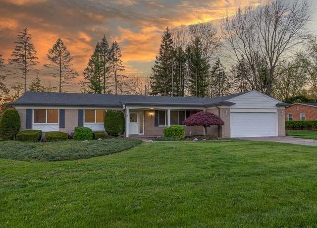 Property at 38795 Moravian Dr, Clinton Township, MI 48036, 3 beds, 2 baths