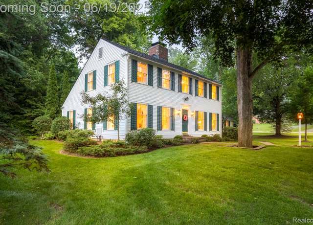 Property at 18410 Fermanagh Ct, Northville, MI 48168, 4 beds, 2.5 baths