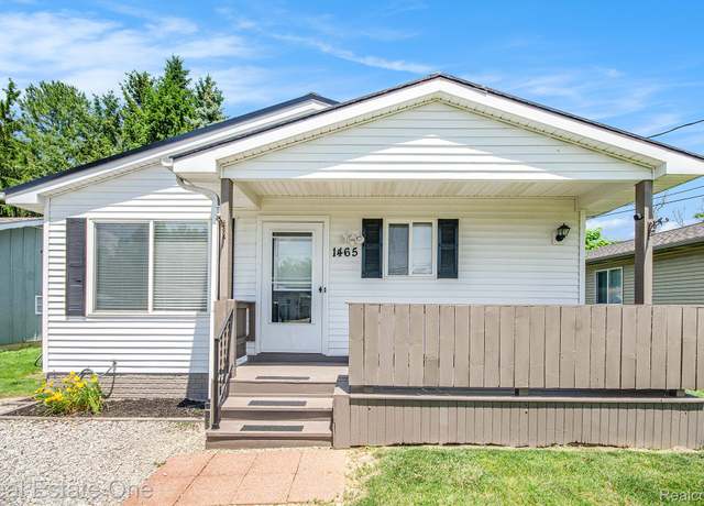 Property at 1465 E Judd Rd, Burton, MI 48529, 2 beds, 1 bath