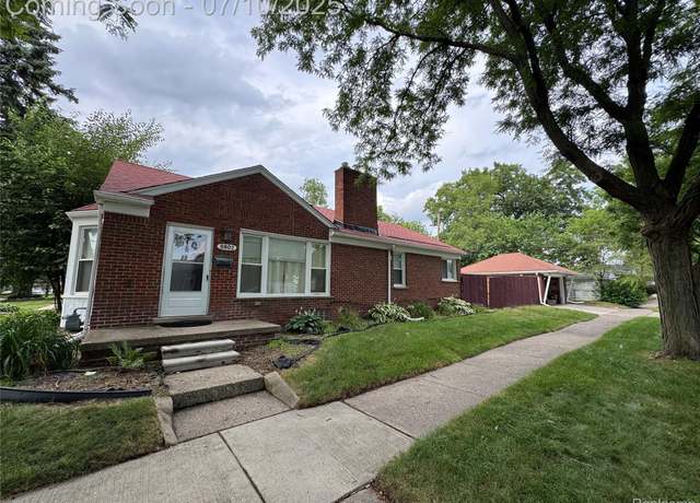 Property at 8602 Dale St, Dearborn Heights, MI 48127, 3 beds, 2 baths