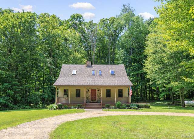 Property at 2931 N Lake Pleasant Rd, Attica, MI 48412, 4 beds, 2.5 baths
