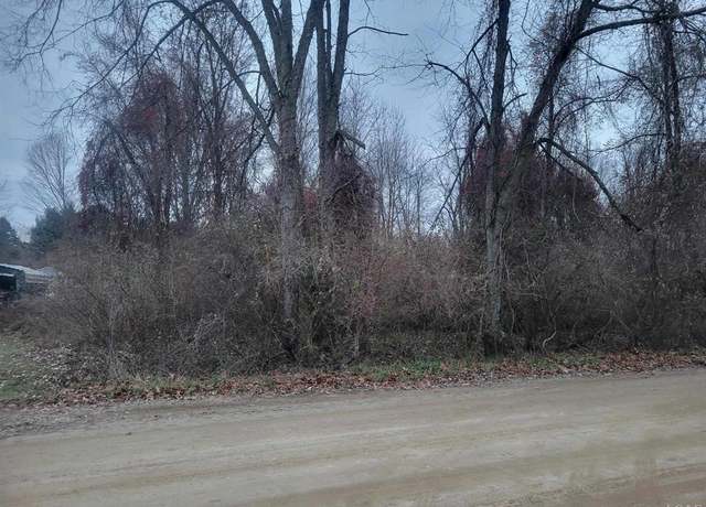 Property at 9825 Southlawn Cir, Somerset Township, MI 49249