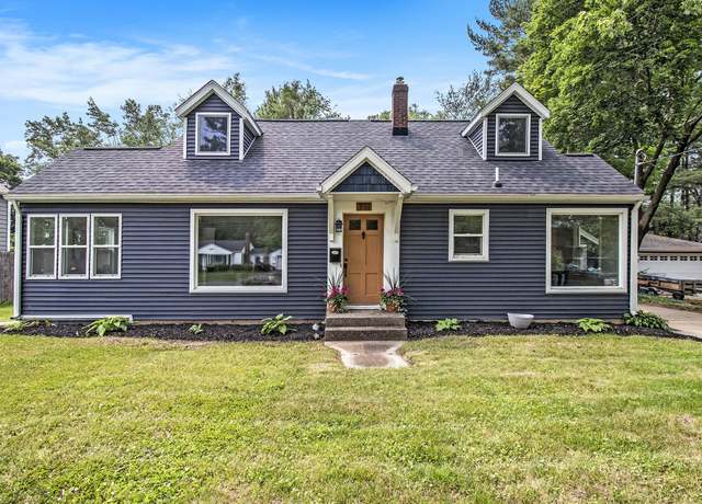 Property at 711 Ashley Dr, Kalamazoo, MI 49048, 3 beds, 2 baths