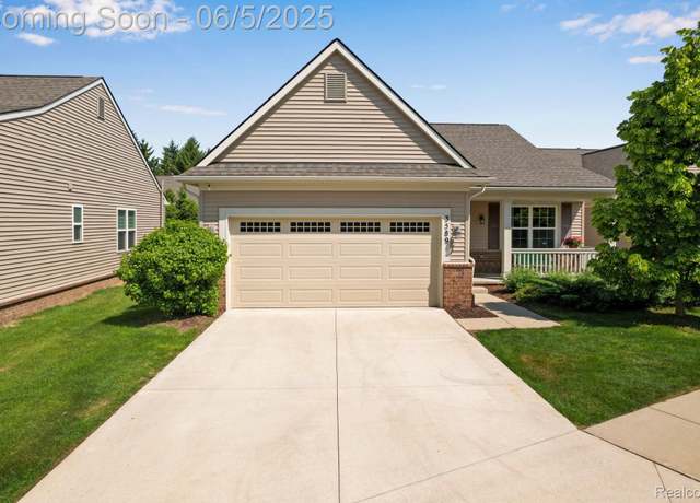 Property at 3589 W Madison Ave, Lake Orion, MI 48359, 4 beds, 3 baths