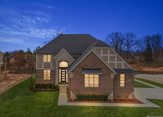 Property at 50589 Timberstone Dr, Macomb, MI 48042, 4 beds, 2.5 baths