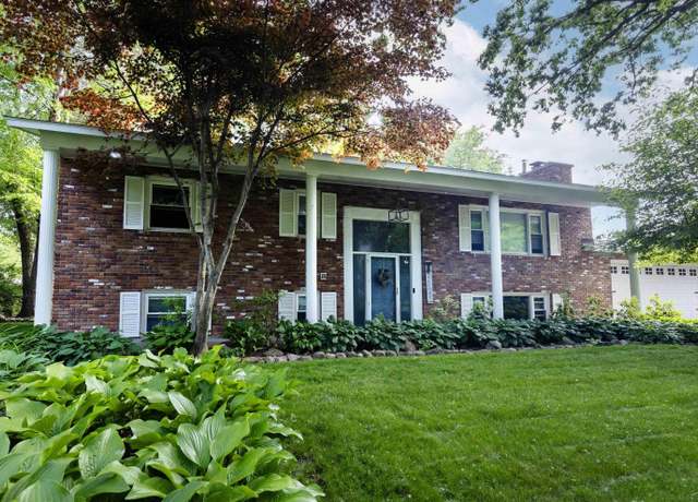 Property at 411 Rollcrest Ct, Midland, MI 48640, 4 beds, 2 baths