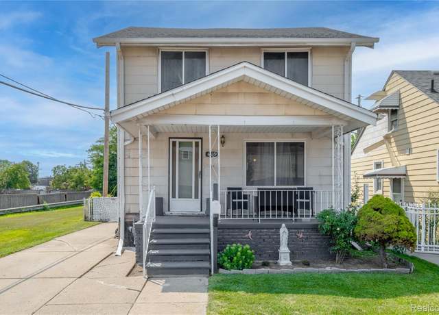 Property at 6533 Kingsley St, Dearborn, MI 48126, 3 beds, 1 bath