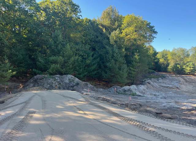 Property at 4665 Leaning Birch Dr, Traverse City, MI 49685