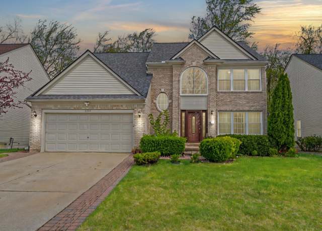 Property at 2397 Cedar Knoll Dr, Troy, MI 48083, 4 beds, 2.5 baths