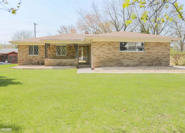 Property at 2428 Irma St, Warren, MI 48092, 3 beds, 2.5 baths