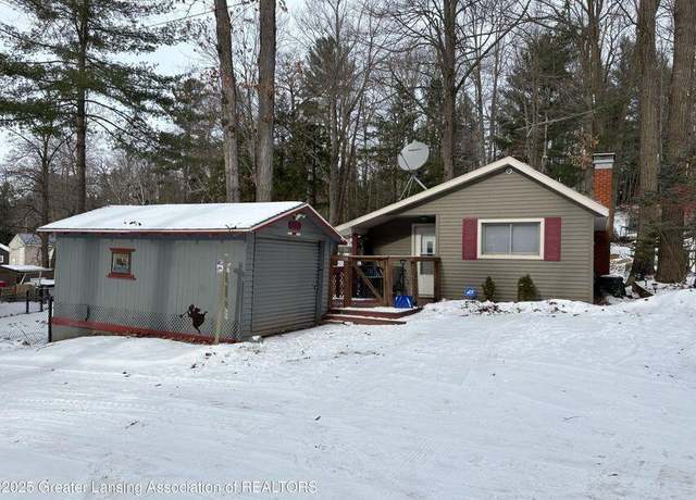 Property at 17669 Lake Dr, Barryton, MI 49305, 1 bed, 1 bath