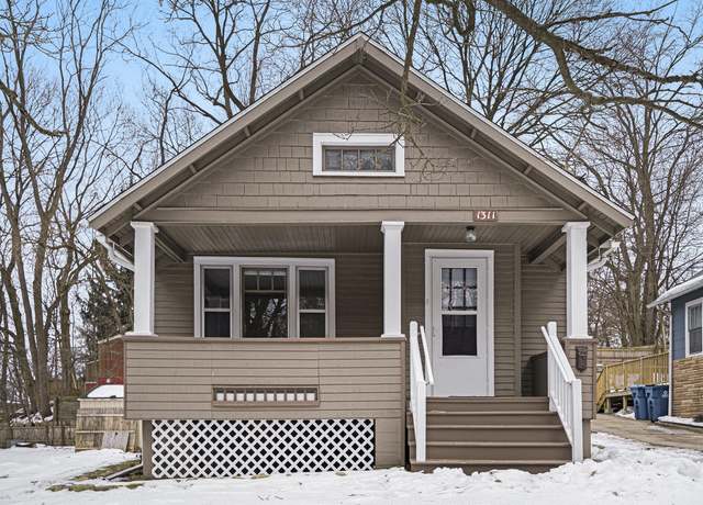 Property at 1311 Blakeslee St, Kalamazoo, MI 49006, 2 beds, 1 bath