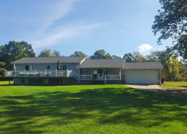 Property at 10115 S Meadow Ln W, Pinckney, MI 48169, 5 beds, 3 baths