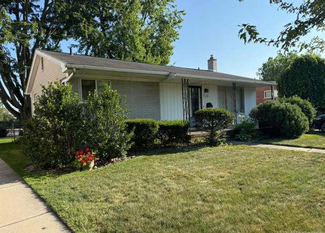 Property at 7336 N Charlesworth St, Dearborn Heights, MI 48127, 3 beds, 1.5 baths