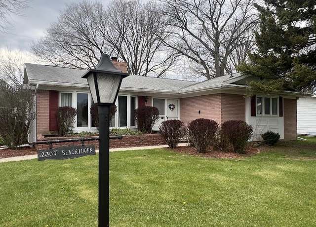 Property at 2209 Blackthorn Dr, Burton, MI 48509, 4 beds, 2 baths