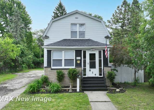 Property at 814 S 12th St, Saginaw, MI 48601, 4 beds, 1 bath