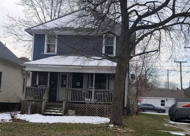 Property at 1708 Griswold St, Port Huron, MI 48060, 4 beds, 1.5 baths