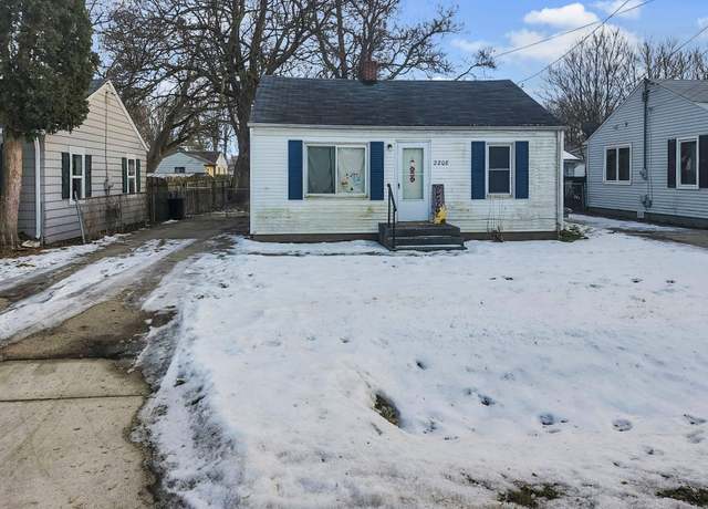 Property at 2208 E Bergin Ave, Burton, MI 48529, 2 beds, 1 bath