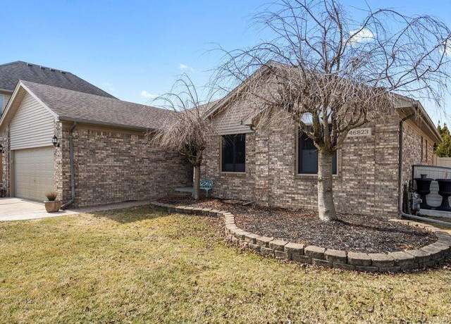 Property at 46823 Putnam Ct, Chesterfield, MI 48047, 3 beds, 3.5 baths