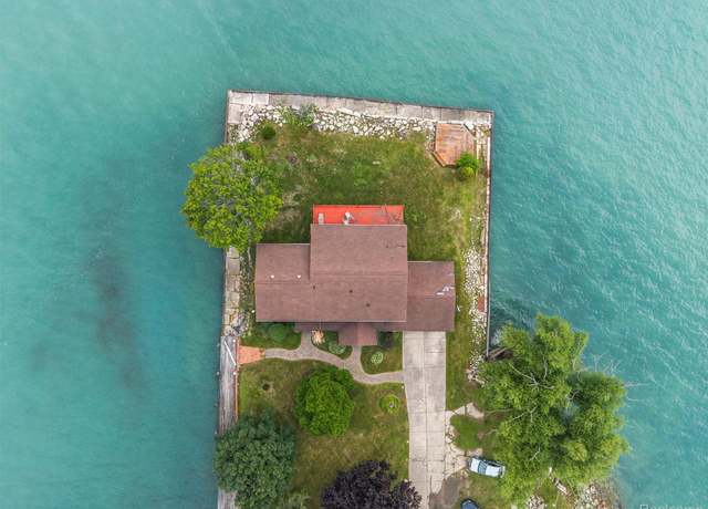 Property at 50630 Base St, New Baltimore, MI 48047, 5 beds, 4.5 baths