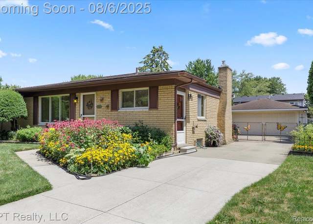 Property at 50422 Spruce Dr, Chesterfield, MI 48047, 3 beds, 1.5 baths
