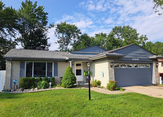 Property at 23940 Edinburgh St, Southfield, MI 48033, 4 beds, 2.5 baths