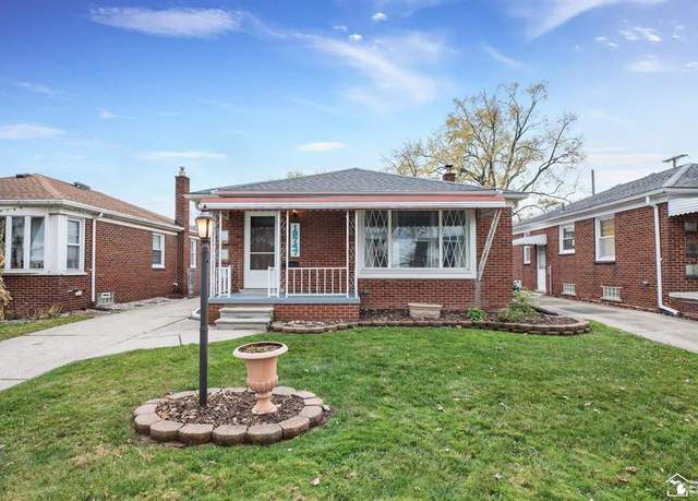 Property at 13747 Castle St, Southgate, MI 48195, 3 beds, 1.5 baths