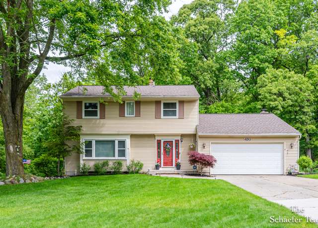 Property at 493 Edgeworthe Dr SE, Ada, MI 49301, 5 beds, 3.5 baths