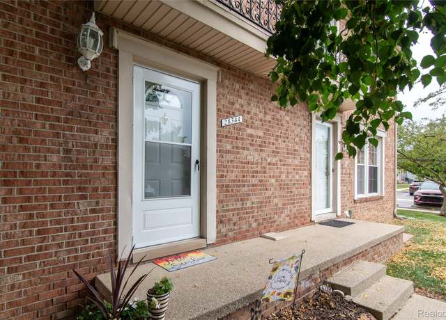 Property at 28344 Brookfield Ct, Brownstown Twp, MI 48183, 3 beds, 1.5 baths
