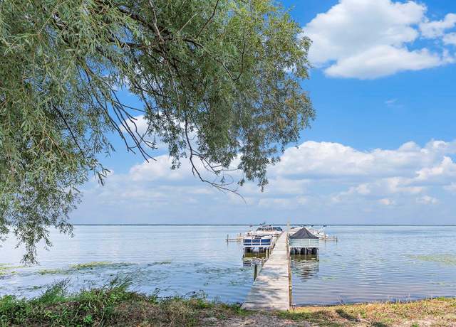 Property at 5968 W Houghton Lake Rd, Houghton Lake, MI 48629, 6 beds, 4 baths