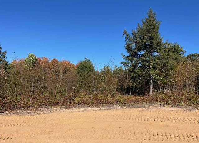 Property at 8812 Hemlock Hill Dr, Traverse City, MI 49685