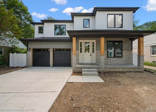Property at 1978 Henrietta St, West Bloomfield, MI 48009, 5 beds, 5.5 baths