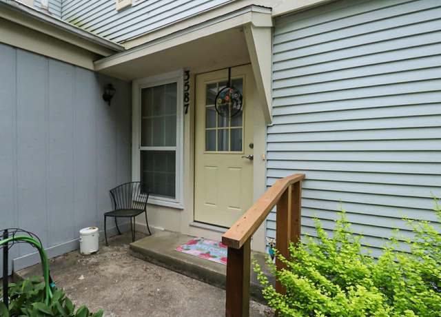 Property at 3587 Whispering Brook Dr SE, Kentwood, MI 49508, 2 beds, 1.5 baths
