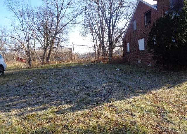 Property at 18088 Pelkey St, Detroit, MI 48205, 1 bath