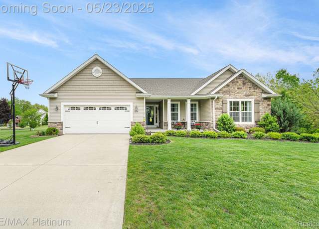 Property at 5956 Kerri Ln, Howell, MI 48855, 3 beds, 2 baths