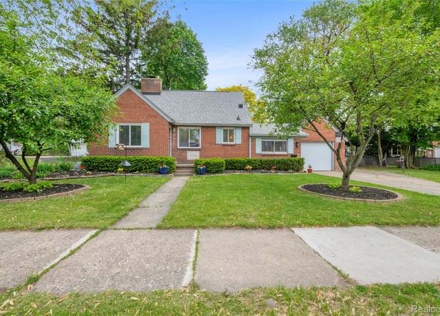 Property at 1104 James K Blvd, Pontiac, MI 48341, 3 beds, 3 baths
