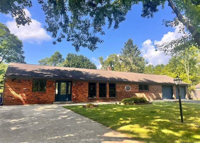 Property at 4879 Sundale Dr, Clarkston, MI 48346, 3 beds, 1 bath