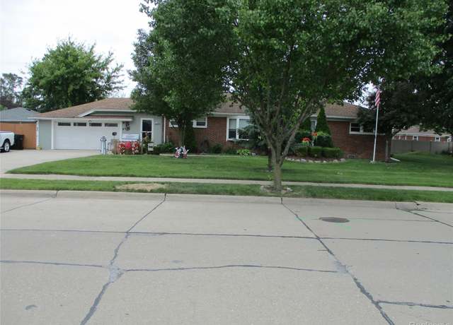 Property at 17271 Hamilton Ave, Allen Park, MI 48101, 3 beds, 1 bath