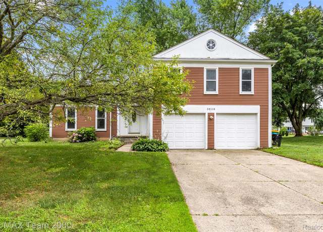 Property at 28118 Gettysburg St, Farmington Hills, MI 48331, 4 beds, 2.5 baths