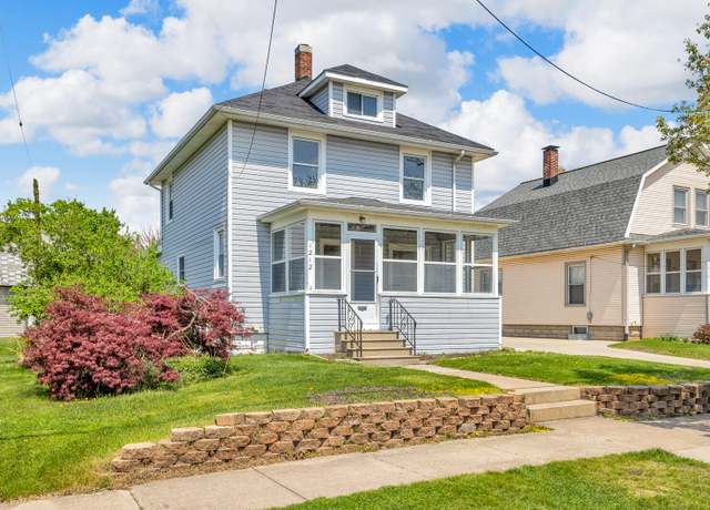 Property at 1212 Forest Ave, Jackson, MI 49201, 3 beds, 1.5 baths